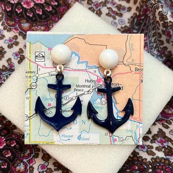 3/$15 Vintage Blue & White Anchor Earrings for Pierced Ears painted metal - Picture 1 of 4